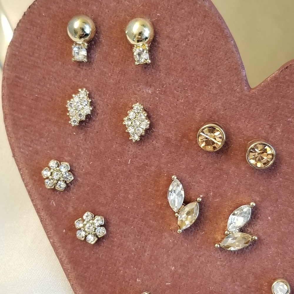 LOFT heart stud earring set